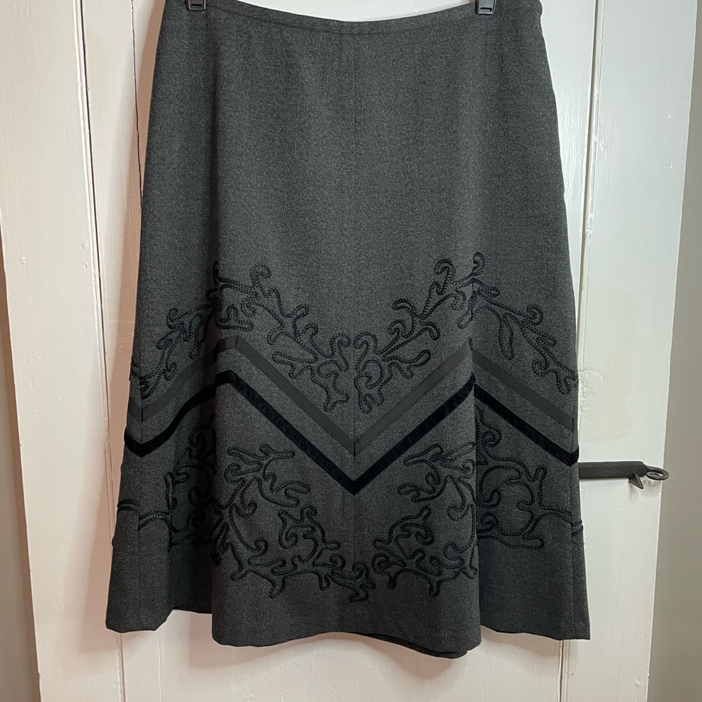 LOFT Wool Blend Lined Women's Gray A-Line Embroidered Skirt Size 8P